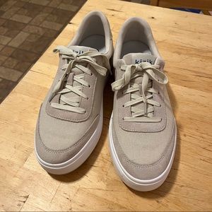 Kizik Sz 11 Men’s Prague Never Worn!